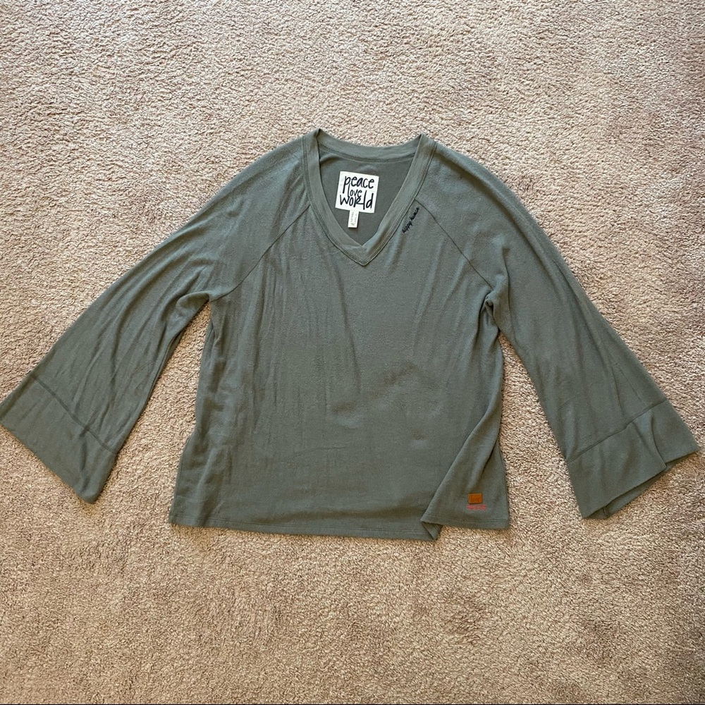 Peace love world pull over lightweight sweatshirt